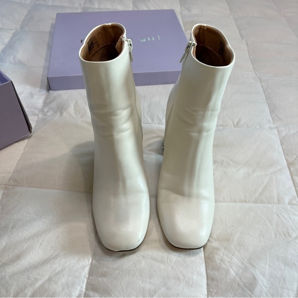 Madden Girl White Ankle Boots - Picture 6 of 10